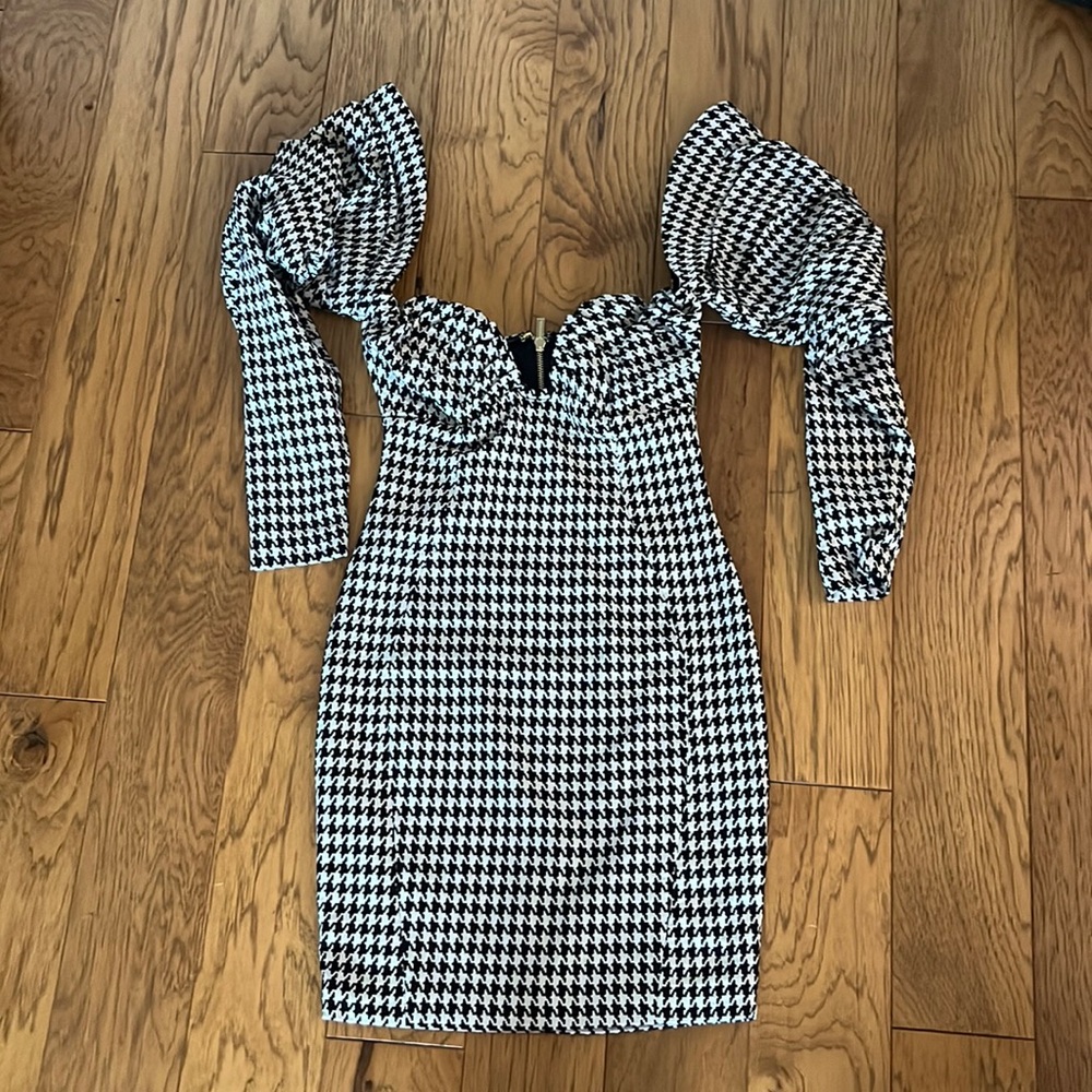 Miss Circle New York Dress